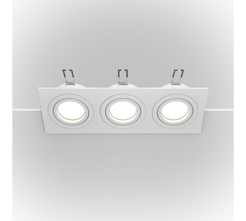 Встраиваемый светильник Maytoni Downlight Atom DL024-2-03W Белый