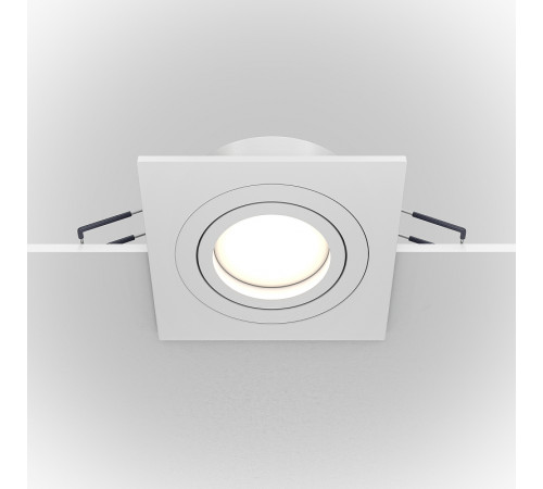 Встраиваемый светильник Maytoni Downlight Atom DL024-2-01W Белый