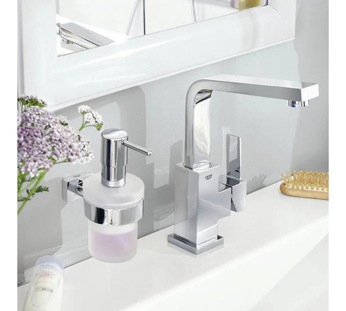 Дозатор для жидкого мыла Grohe Essentials 40394001 Хром