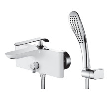 Смеситель для ванны Lemark Melange LM4914CW Белый Хром