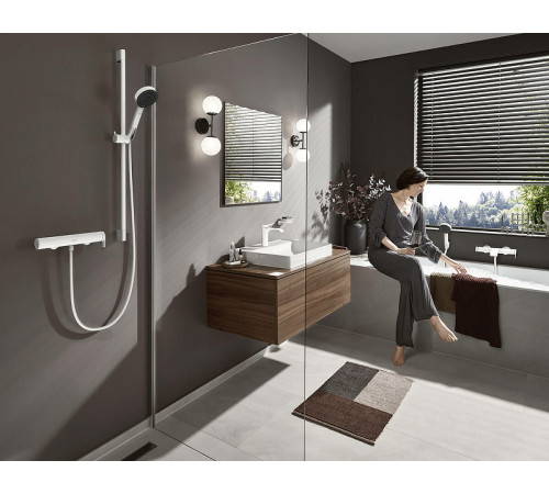 Смеситель для ванны Hansgrohe Vivenis 75420700 Белый матовый