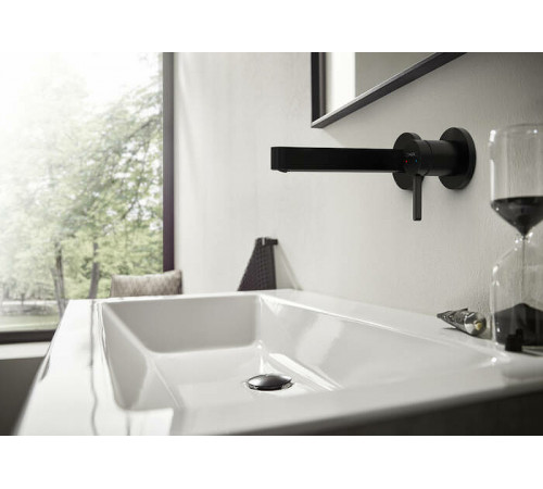 Смеситель для раковины Hansgrohe Finoris 76051670 Черный матовый