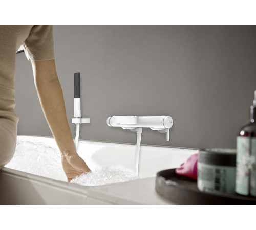 Смеситель для ванны Hansgrohe Finoris 76420700 Белый матовый