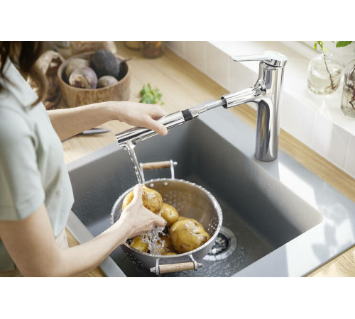 Смеситель для кухни Hansgrohe Zesis M33 74801800 Сталь