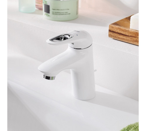 Смеситель для раковины Grohe Eurostyle 33558LS3 Белая луна