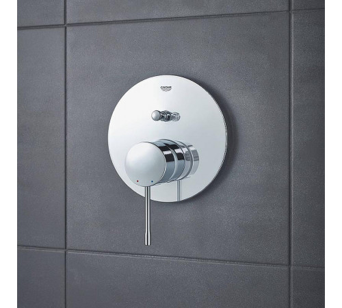 Смеситель для душа Grohe Essence New 24058001 Хром